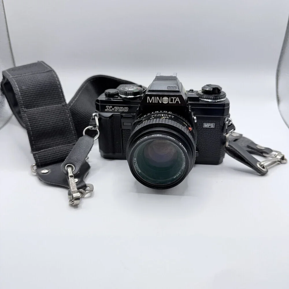 MINOLTA X-700 MPS 35mm Film Camera w/MD 49mm 1:1.7 Lens W/case